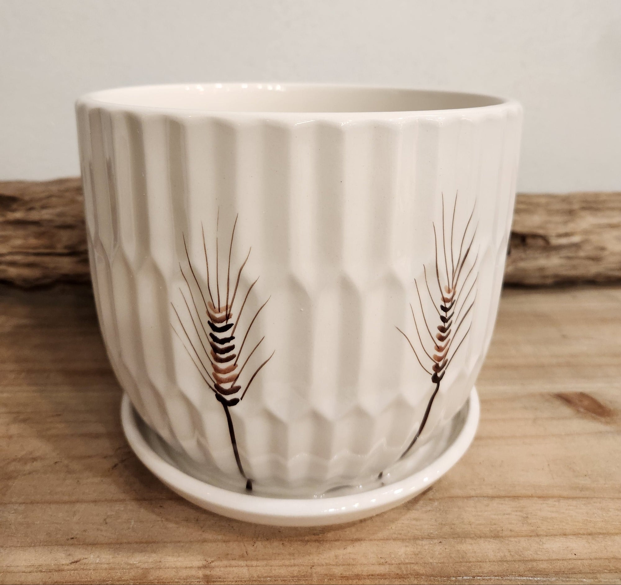 8" Wheat White Planter