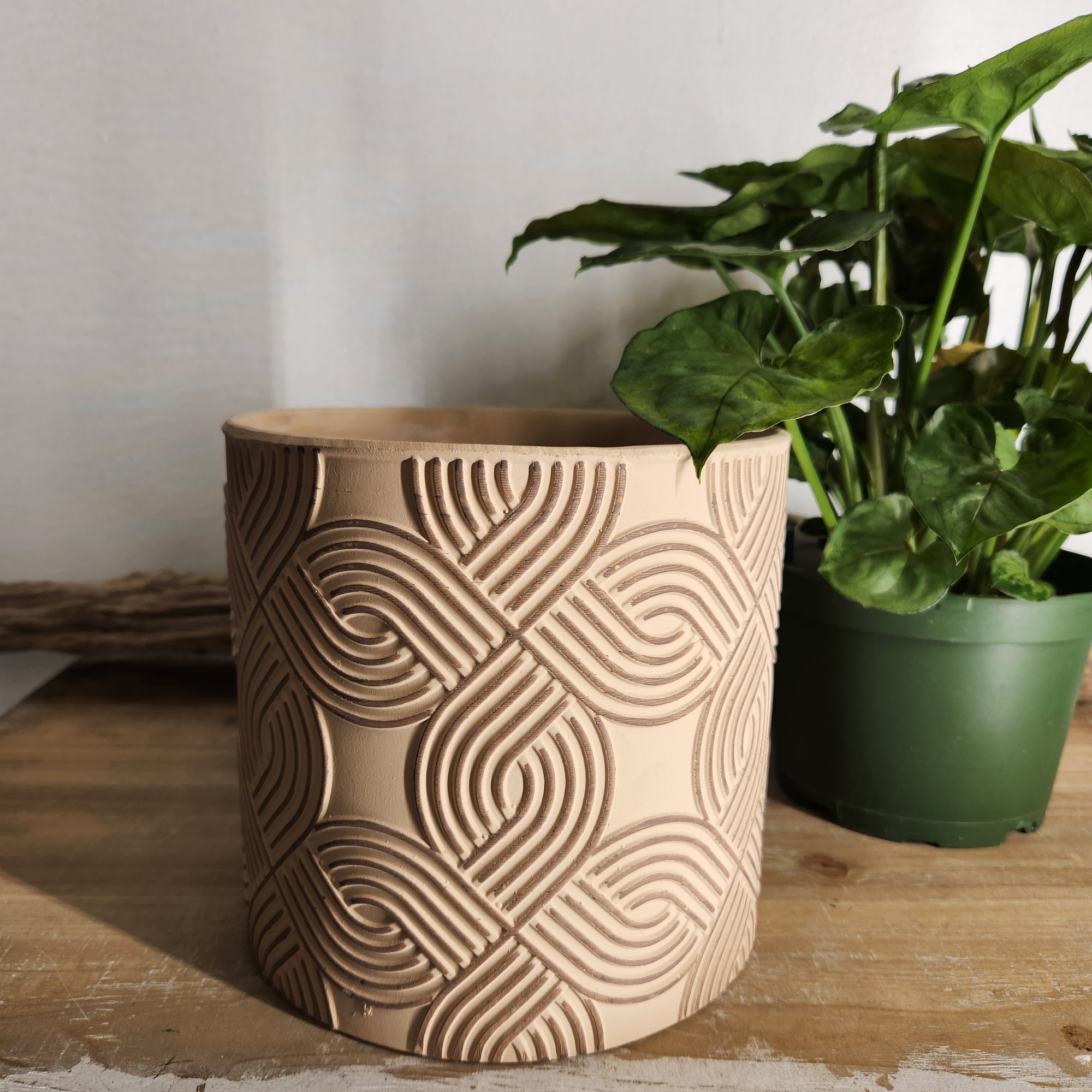 8" Tan Modern Deco Planter