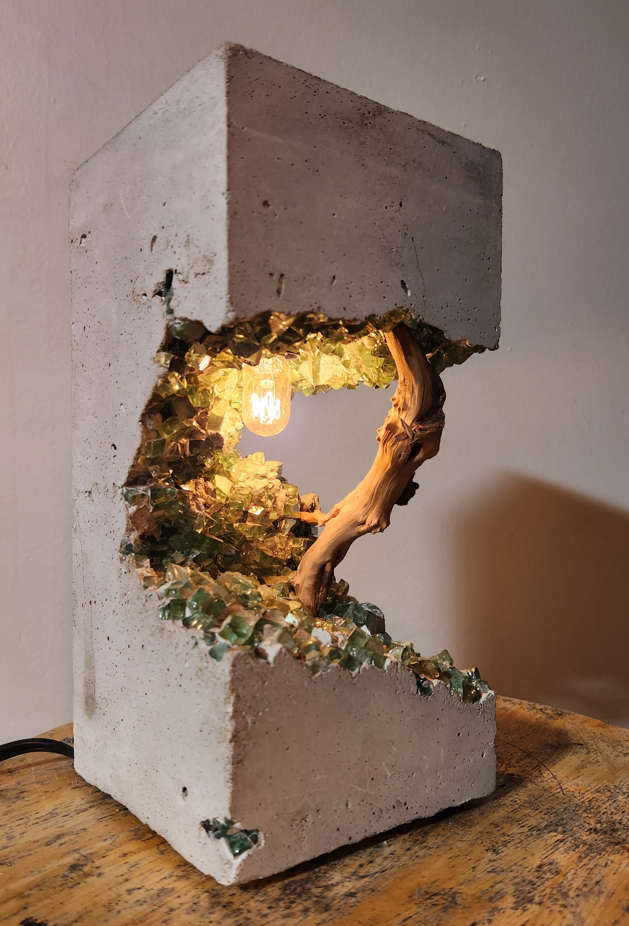 Lacuna Lamp 'Glass & Twig' #009